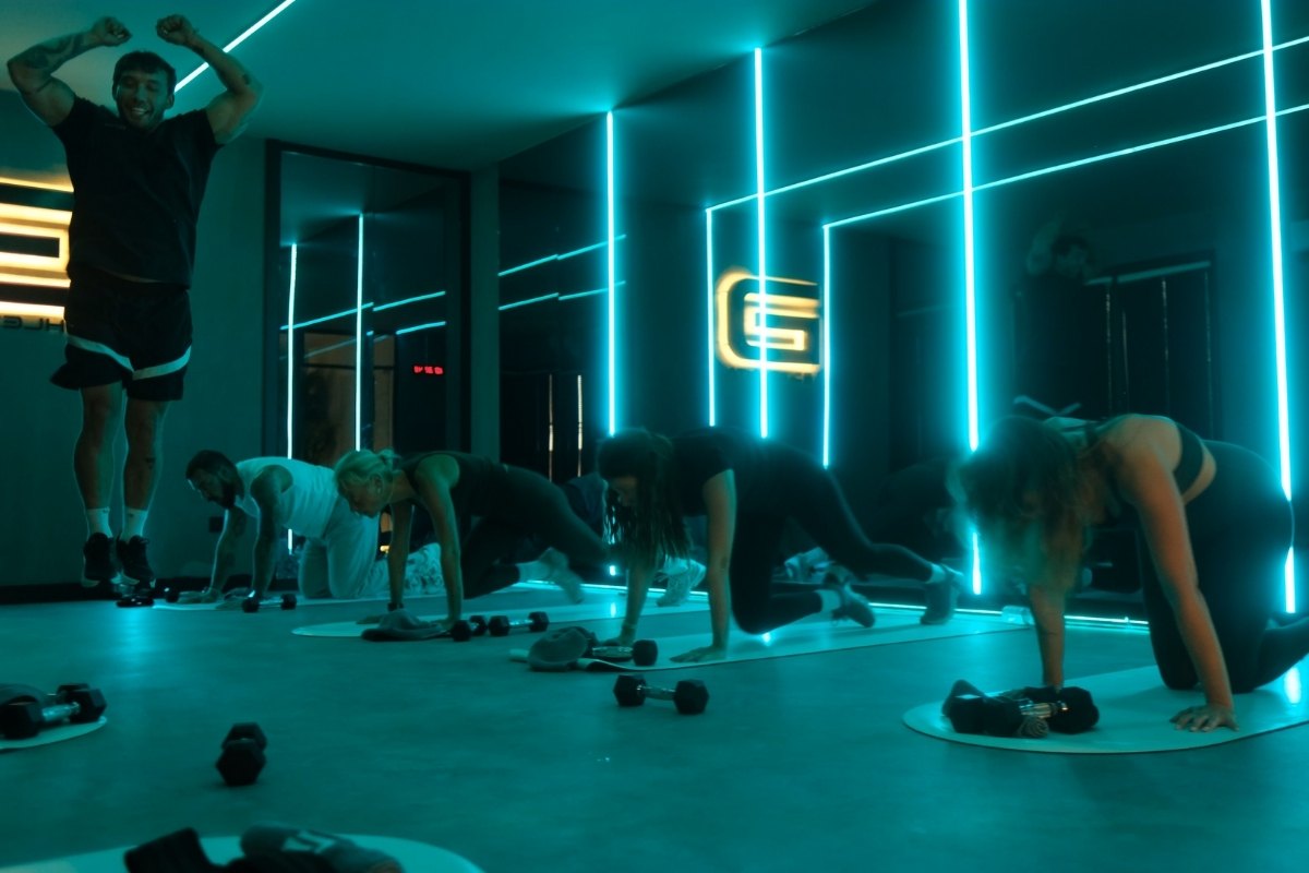 HIIT Grup Dersi HIIT Grup Dersi G-Athletics Kardiyovasküler